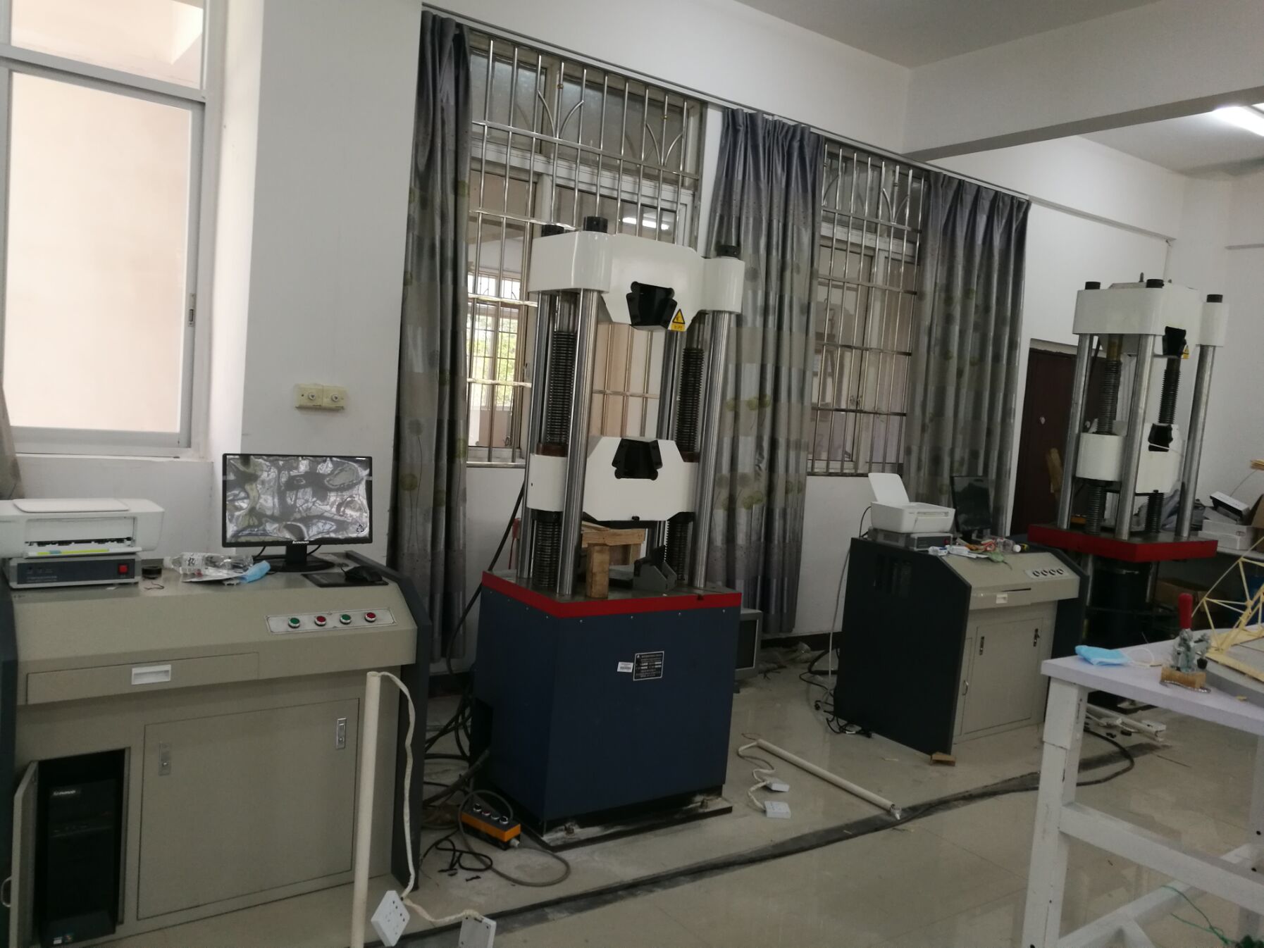 液壓式萬能材料試驗機在做試驗的先后順序