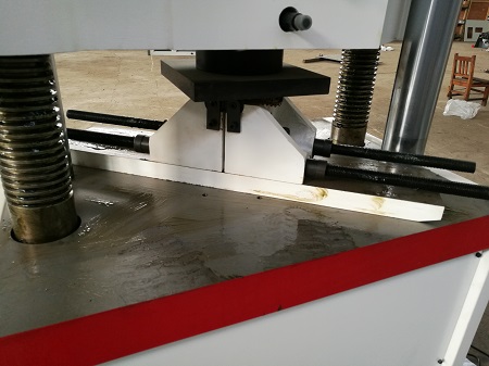 �P(gu��n)�ڿ͑�1000KN�Һ�ŷ�Һ���f��ԇ�C����Ć��}�o��؏�(f��)